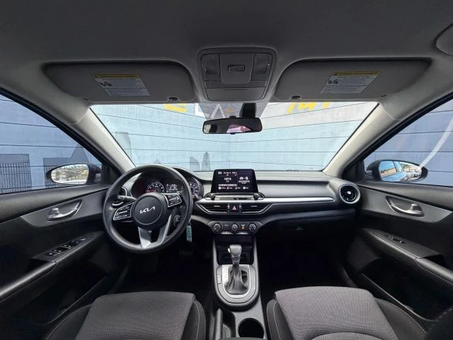 2022 Kia Forte - Image 18 of 20