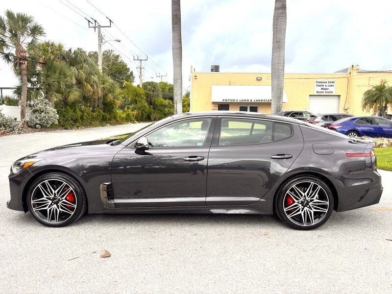 2022 Kia Stinger GT - Image 6 of 21