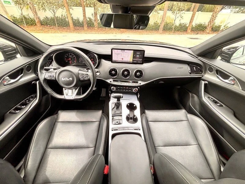 2022 Kia Stinger GT - Image 20 of 21