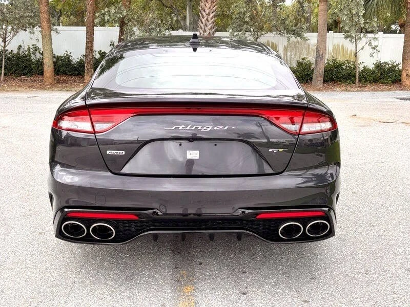 2022 Kia Stinger GT - Image 9 of 21