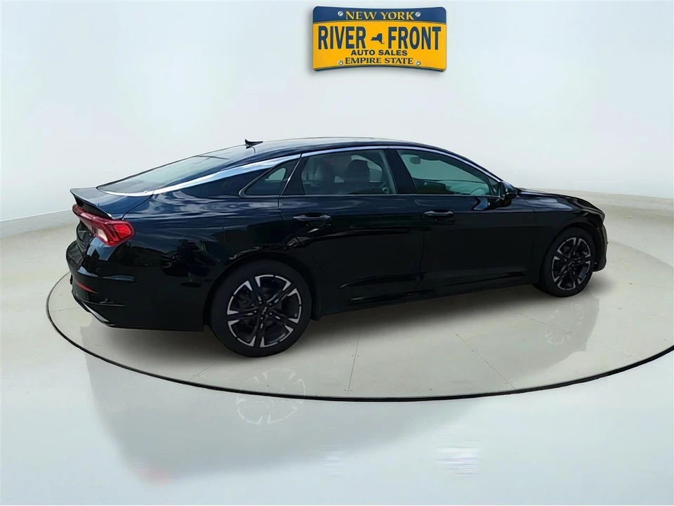 2022 Kia Optima/K5 - Image 8 of 29