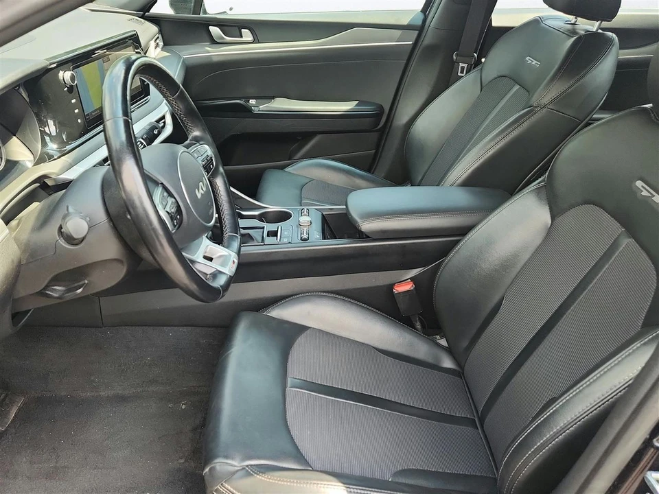 2022 Kia Optima/K5 - Image 10 of 29