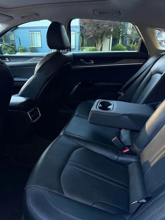 2022 Kia Optima/K5 - Image 10 of 10