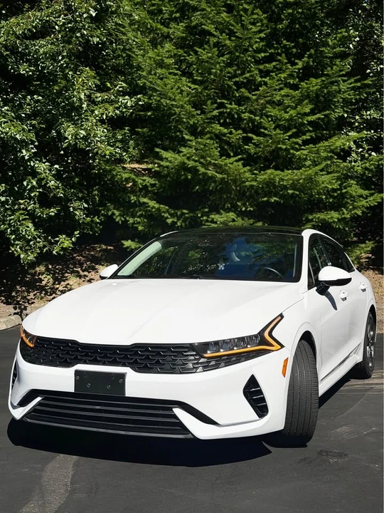 2022 Kia Optima/K5 - Image 2 of 10