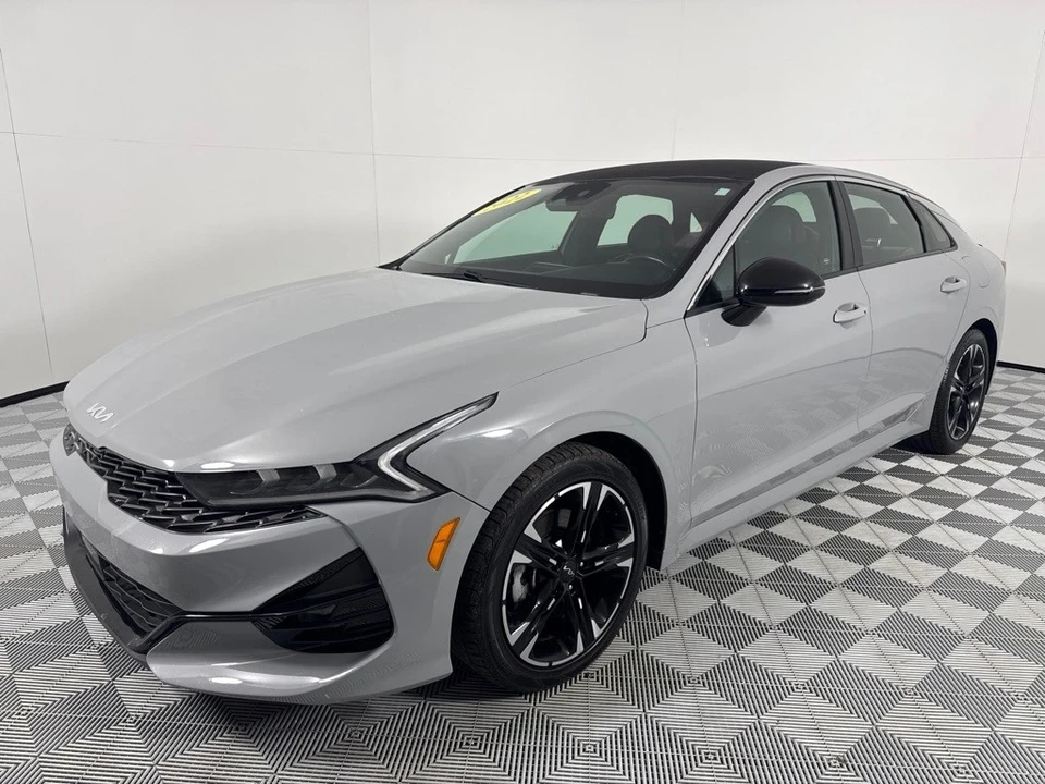 2022 Kia Optima/K5 - Image 10 of 12
