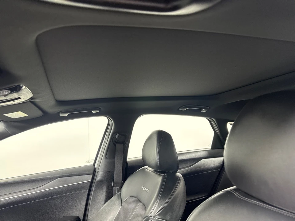 2022 Kia Optima/K5 - Image 16 of 21