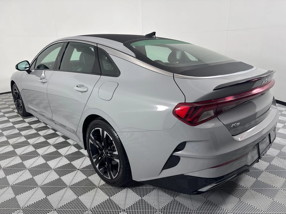 2022 Kia Optima/K5 - Image 8 of 12
