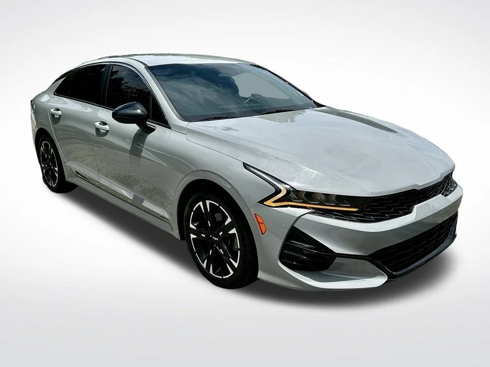 2022 Kia Optima/K5 - Image 2 of 12