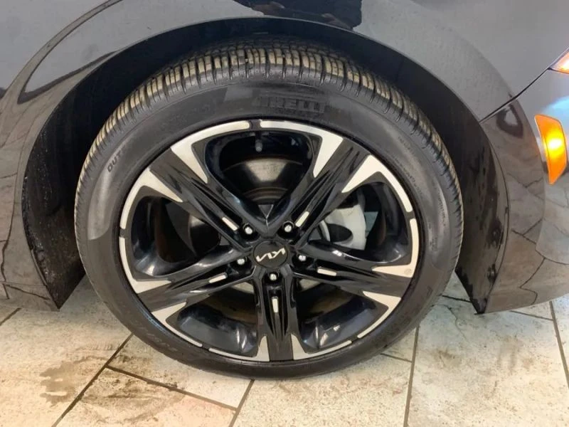2022 Kia Optima/K5 - Image 9 of 12