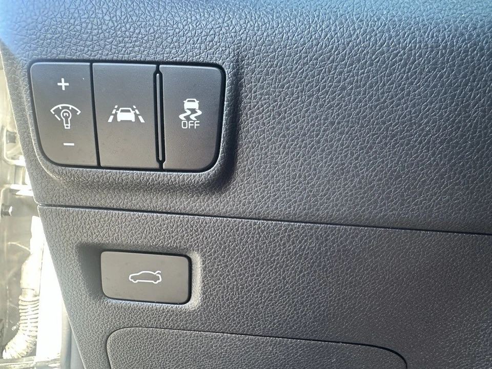 2022 Kia Optima/K5 - Image 5 of 12