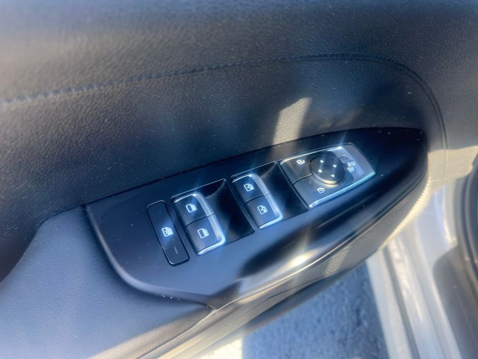 2022 Kia Optima/K5 - Image 4 of 21