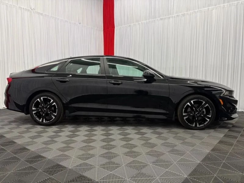 2022 Kia Optima/K5 - Image 9 of 12