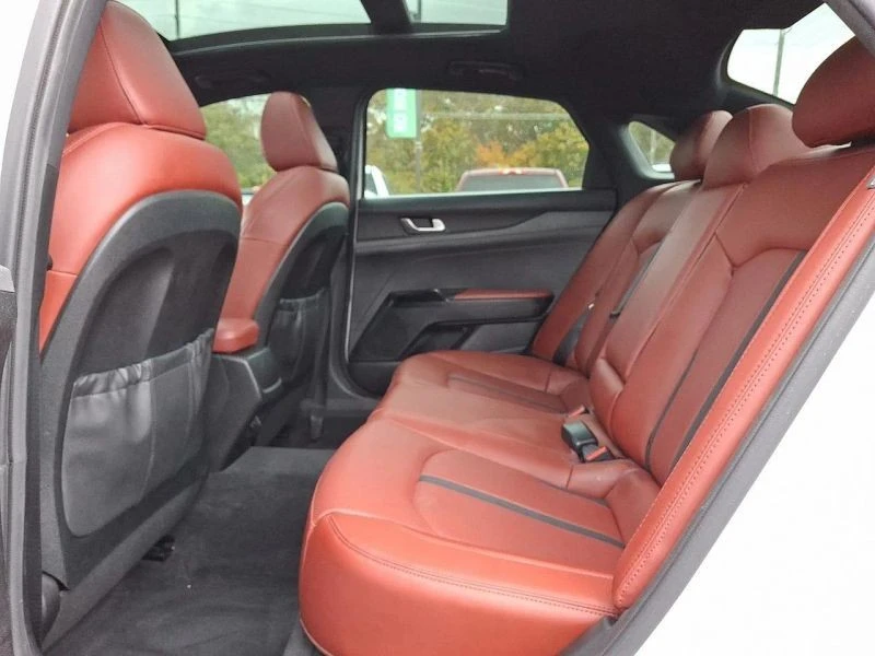 2022 Kia Optima/K5 - Image 10 of 12