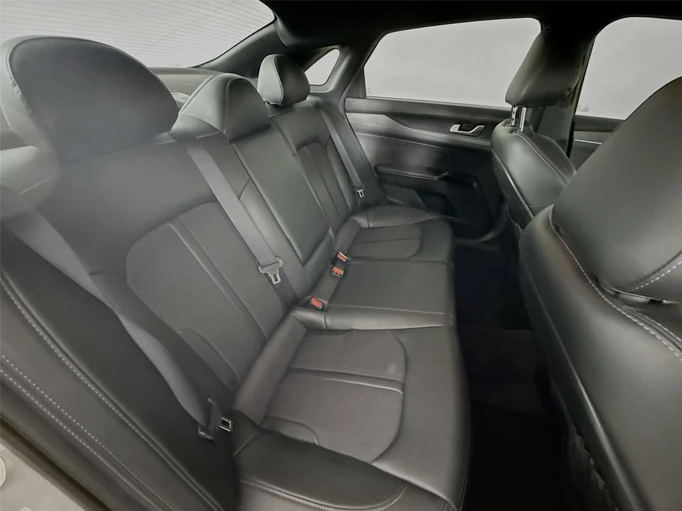 2022 Kia Optima/K5 - Image 16 of 21
