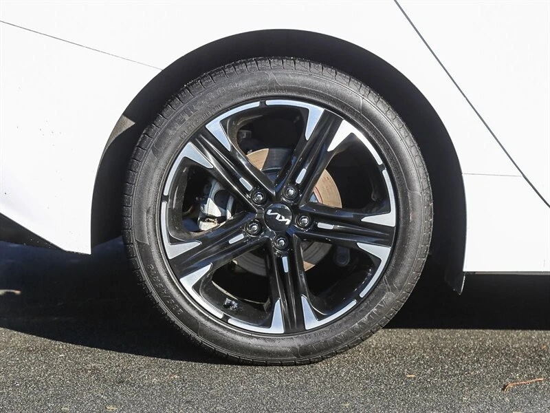 2022 Kia Optima/K5 - Image 13 of 21