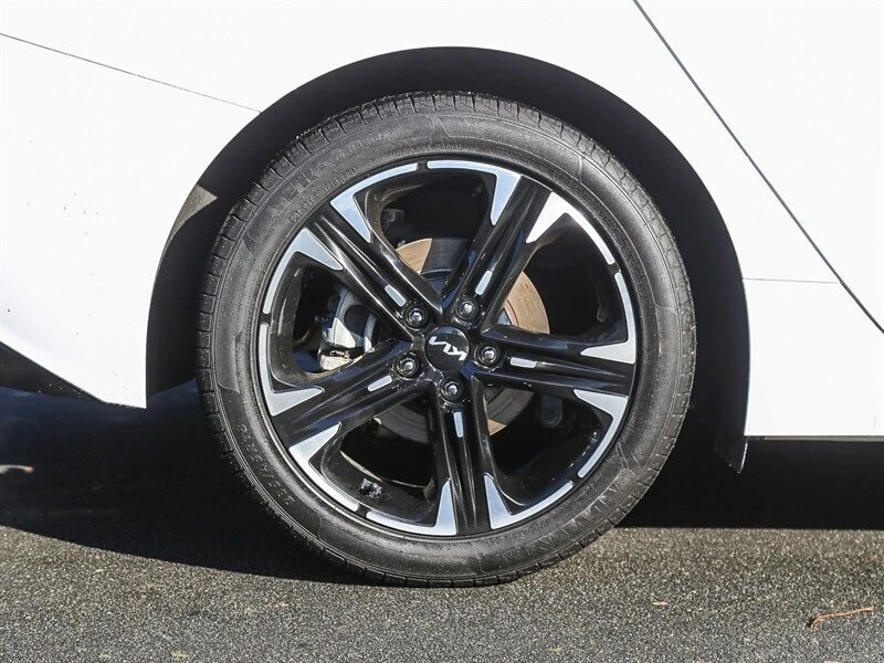2022 Kia Optima/K5 - Image 13 of 21
