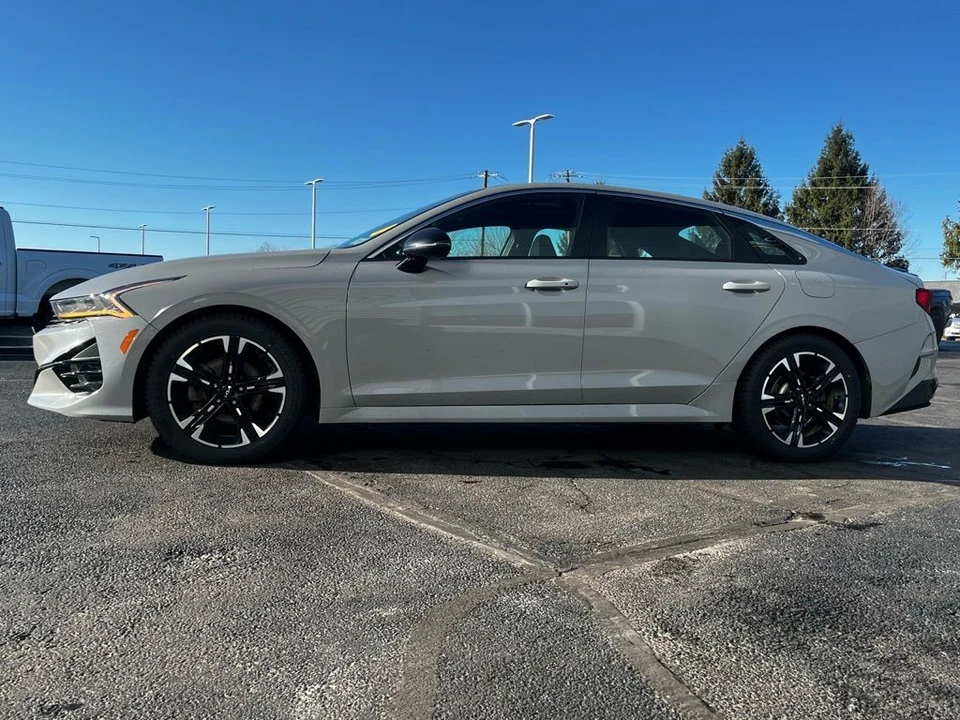 2022 Kia Optima/K5 - Image 8 of 12
