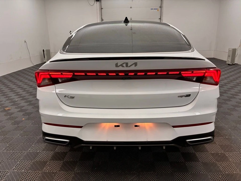 2022 Kia Optima/K5 - Image 10 of 12