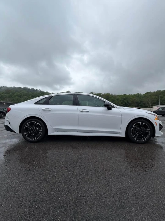 2022 Kia Optima/K5 - Image 2 of 18
