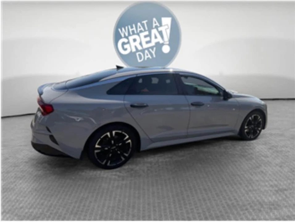 2022 Kia Optima/K5 - Image 3 of 16