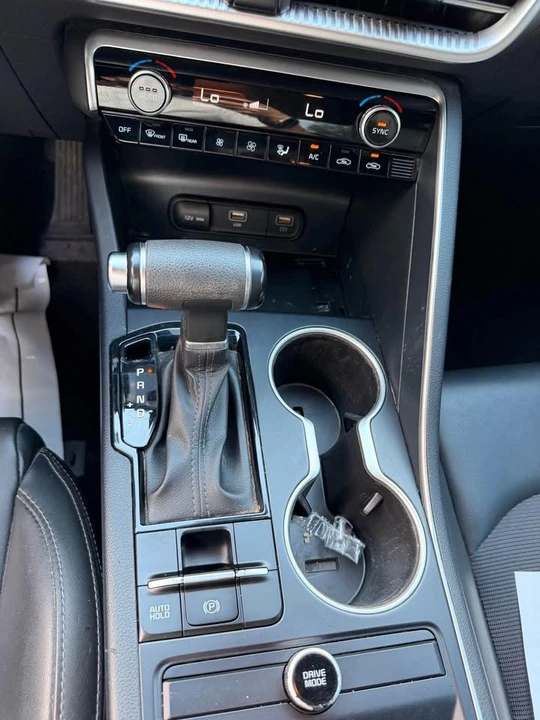 2022 Kia Optima/K5 - Image 10 of 16