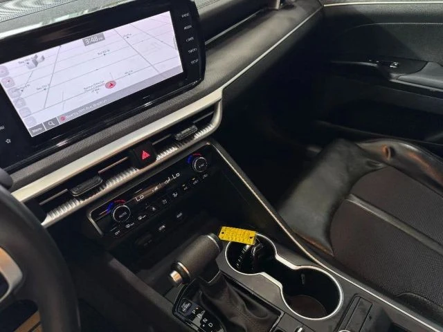 2022 Kia Optima/K5 - Image 17 of 21