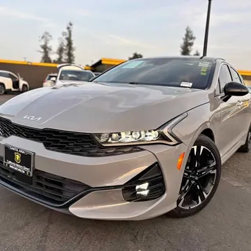2022 Kia K5 GT-Line Sedan 4D