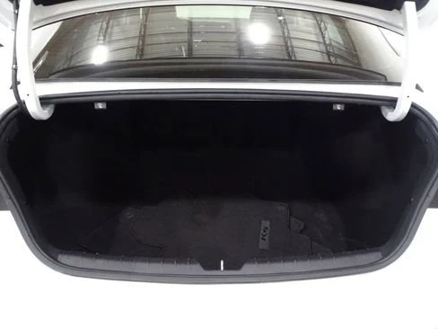 2022 Kia Optima/K5 - Image 8 of 17