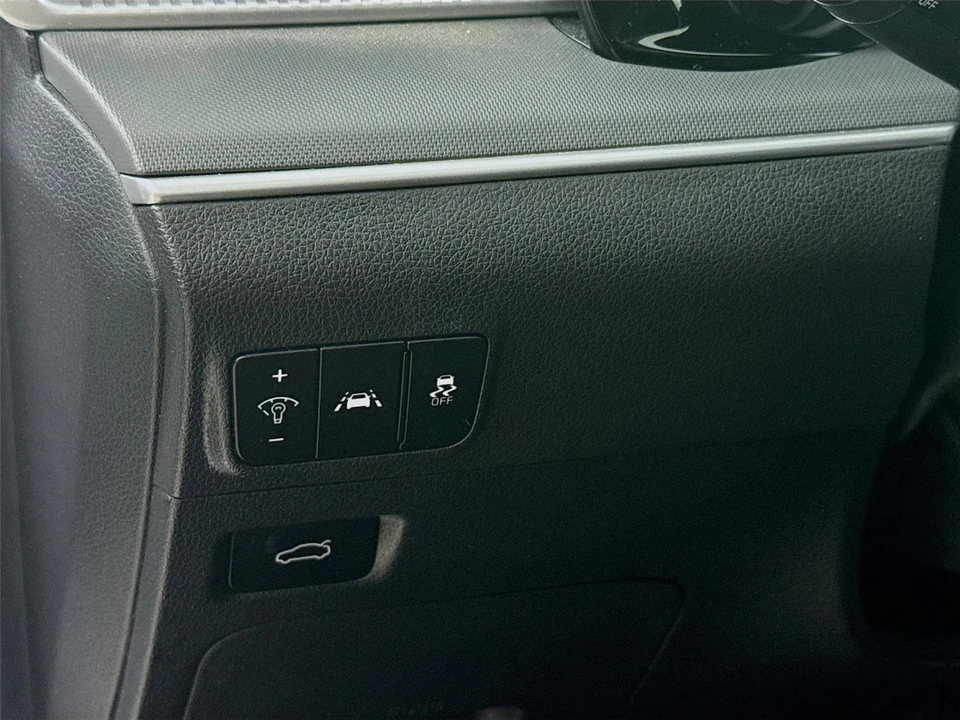 2022 Kia Optima/K5 - Image 10 of 21