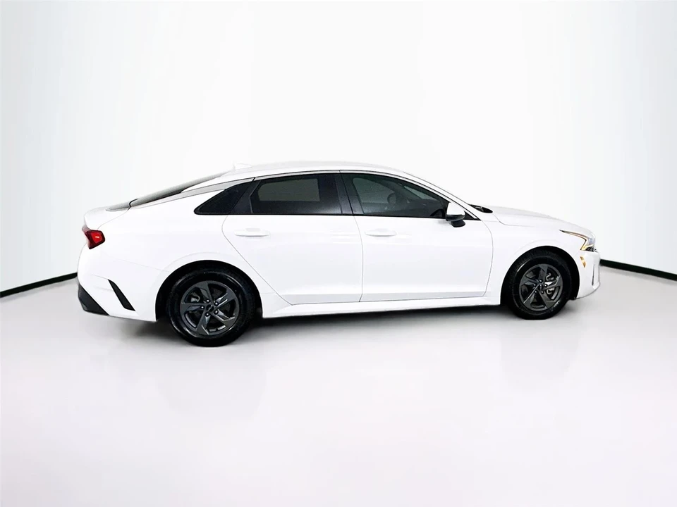 2022 Kia Optima/K5 - Image 8 of 21