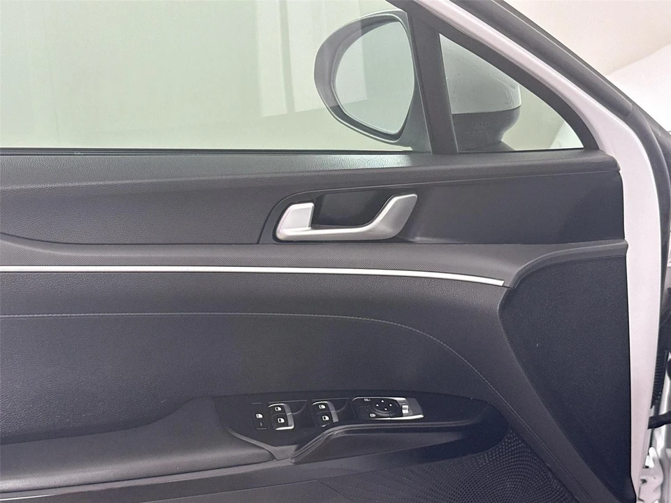 2022 Kia Optima/K5 - Image 17 of 21