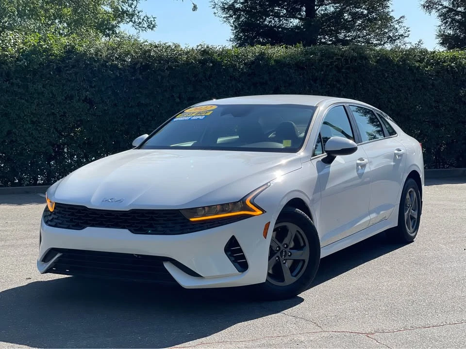 2022 Kia Optima/K5 - Image 2 of 18