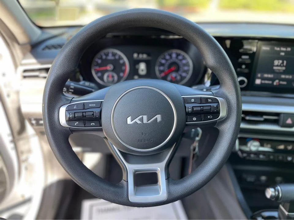 2022 Kia Optima/K5 - Image 16 of 18