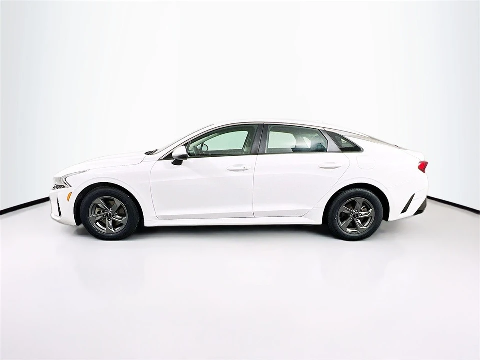 2022 Kia Optima/K5 - Image 4 of 12