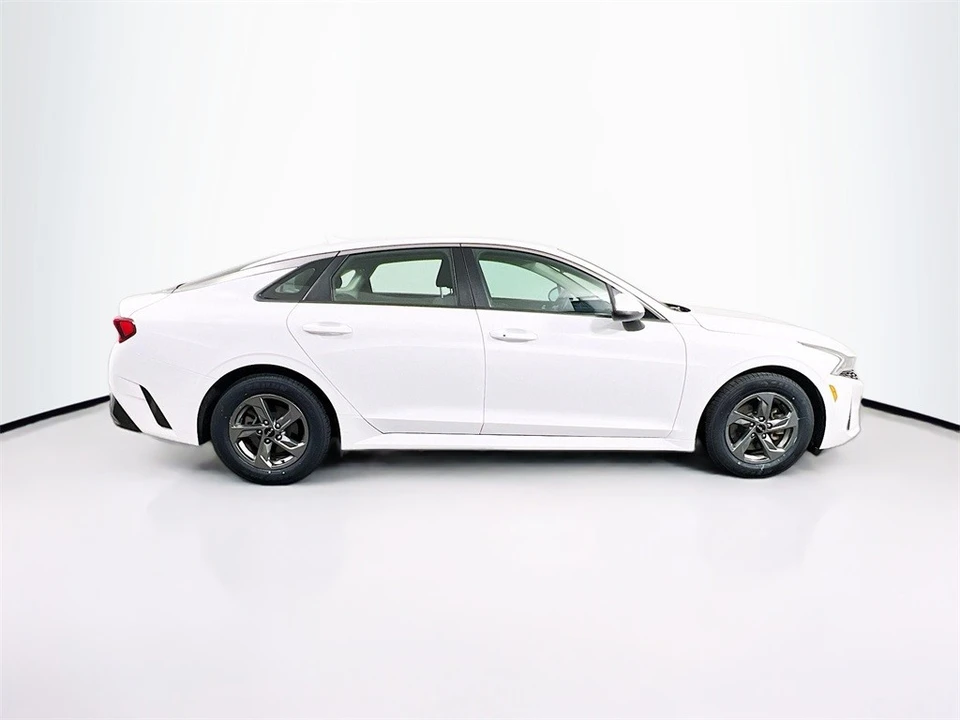 2022 Kia Optima/K5 - Image 8 of 12