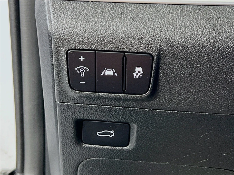 2022 Kia Optima/K5 - Image 11 of 12
