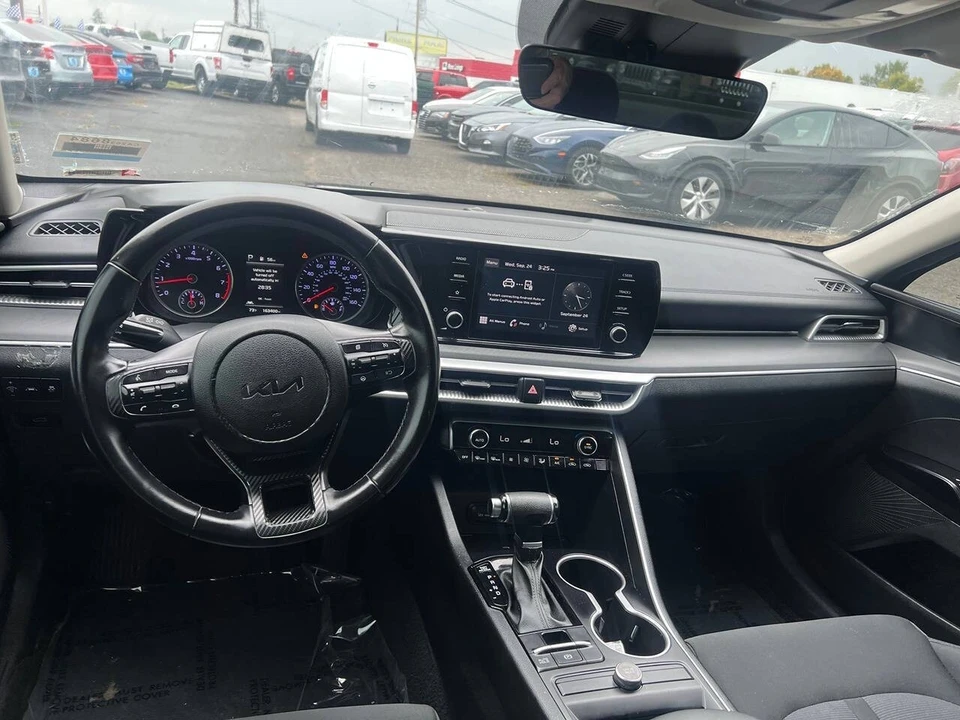2022 Kia Optima/K5 - Image 8 of 12