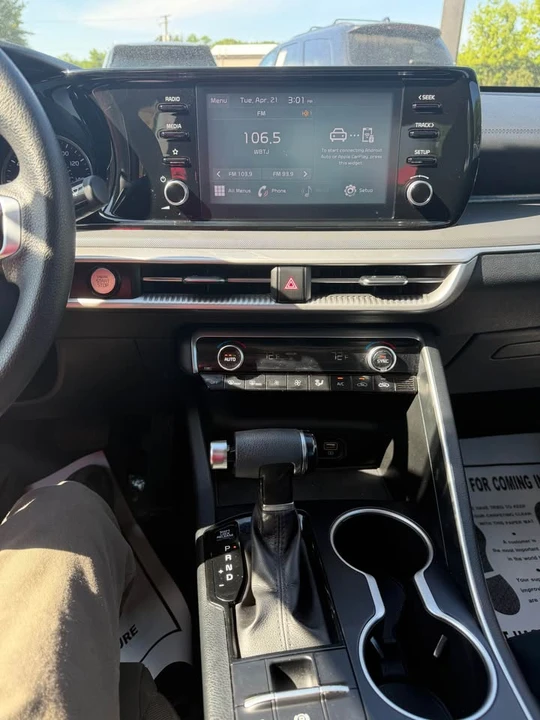 2022 Kia Optima/K5 - Image 5 of 7