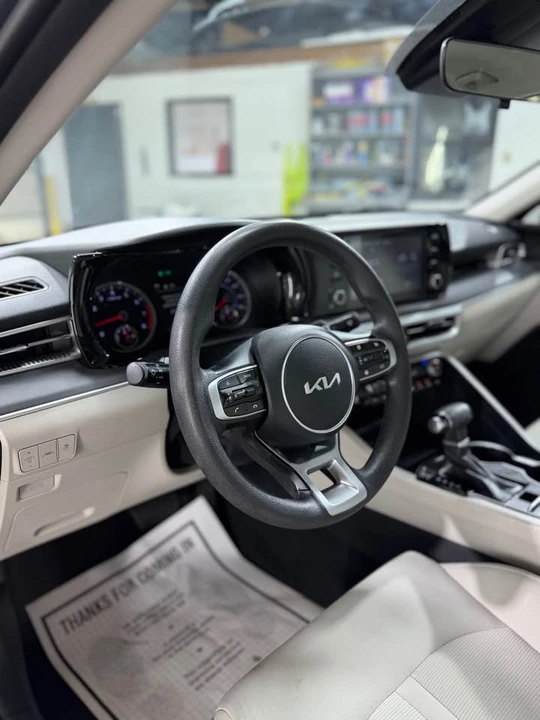 2022 Kia Optima/K5 - Image 14 of 21