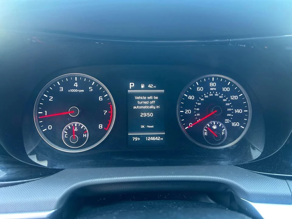 2022 Kia Optima/K5 - Image 10 of 11