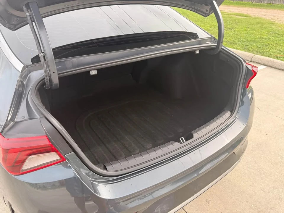 2022 Kia Optima/K5 - Image 13 of 16