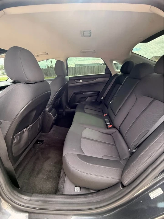 2022 Kia Optima/K5 - Image 10 of 16