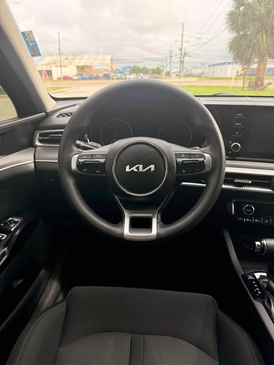 2022 Kia Optima/K5 - Image 11 of 16