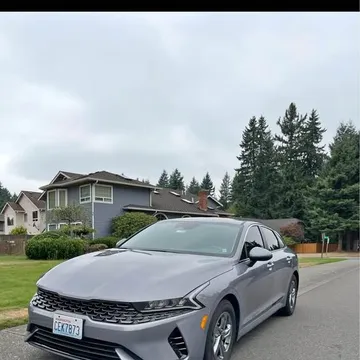 2022 Kia K5 LXS Sedan 4D