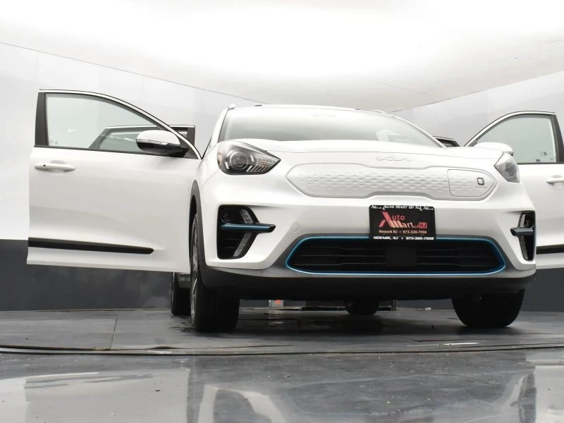 2022 Kia Niro - Image 11 of 12