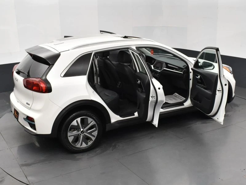 2022 Kia Niro - Image 6 of 12