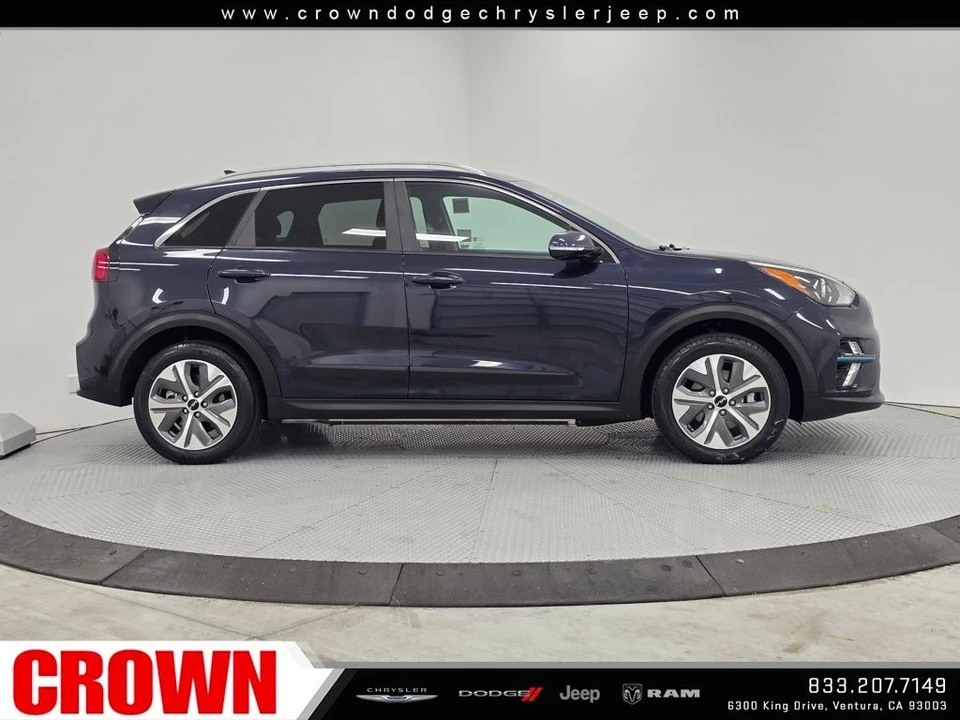 2022 Kia Niro - Image 8 of 31