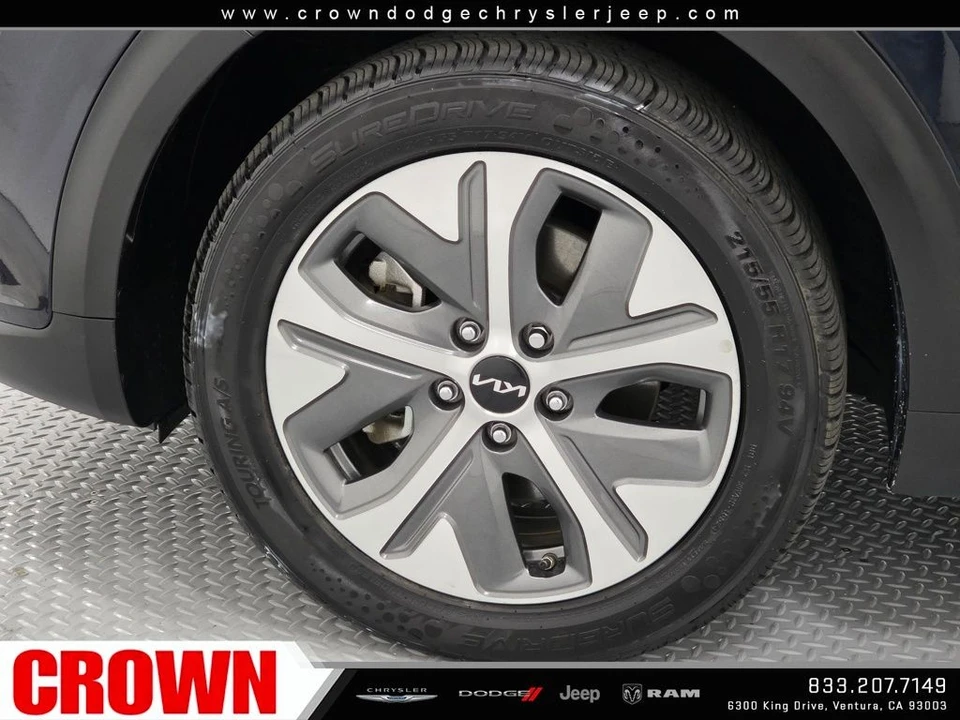 2022 Kia Niro - Image 9 of 31