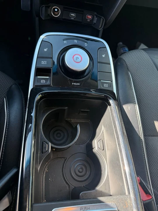 2022 Kia Niro - Image 7 of 8