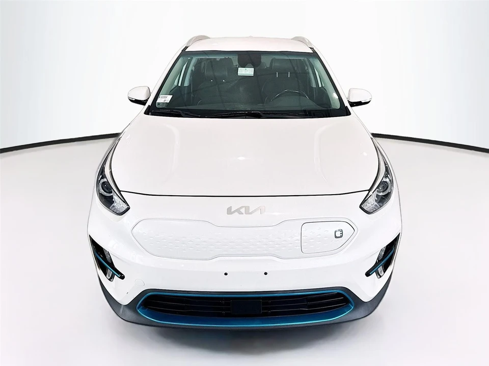 2022 Kia Niro - Image 8 of 16